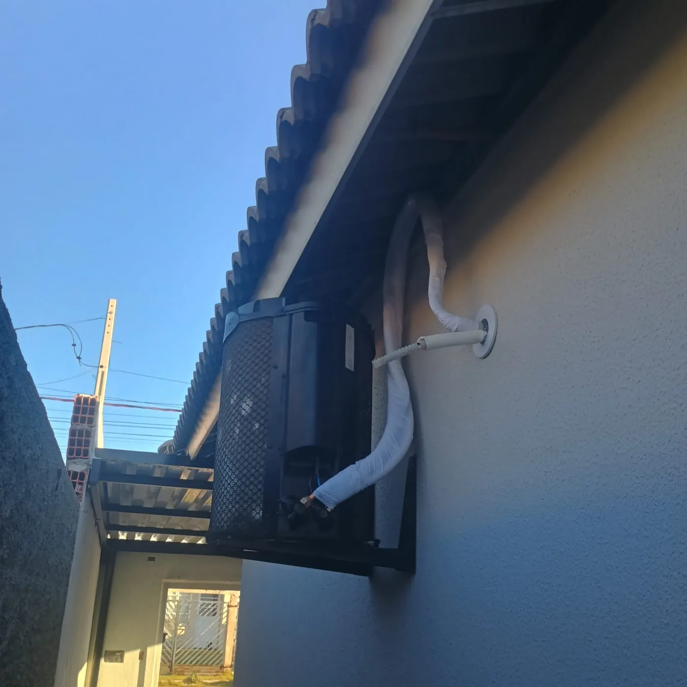 Aparelhos de ar-condicionado preparados para instalação