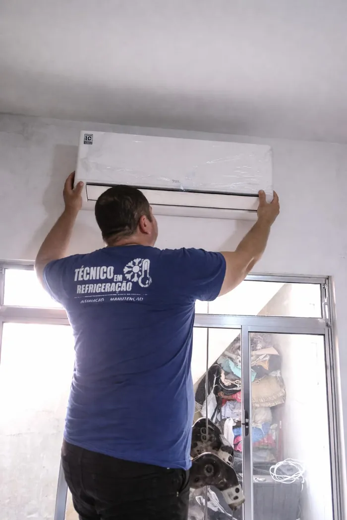 Manutenção preventiva de ar-condicionado residencial